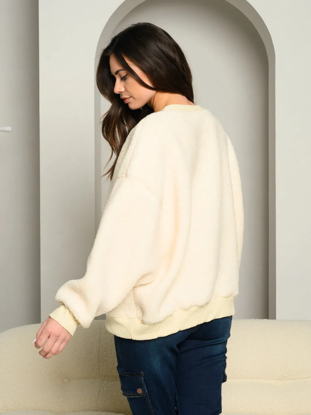 WOMEN'S FLEECE PULL OVER POCKETS SWEATER
